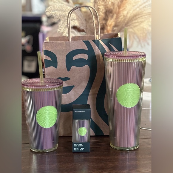 Starbucks Other - Starbucks 3 pc collectible pleated green NEW 24 oz. 16 oz.&keychain winter- spr…